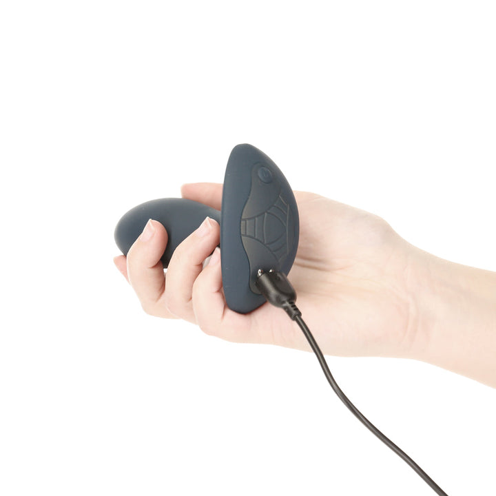 Lux Active Throb 4.5 in. Anal Pulsating Silicone Massager Black - Headshop.com