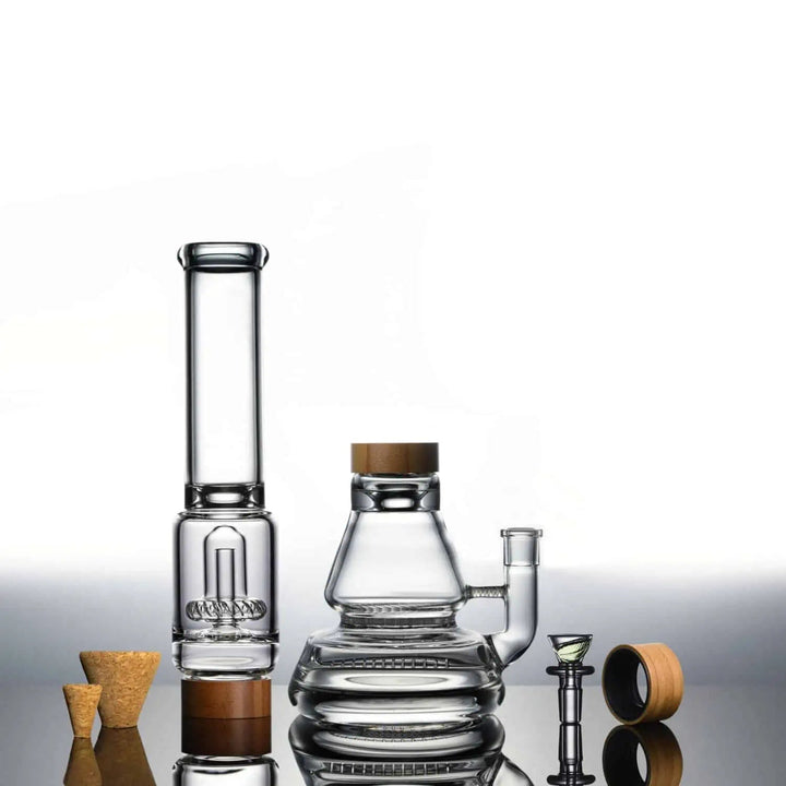 Vitae Glass 16" Voyager Bong - Headshop.com