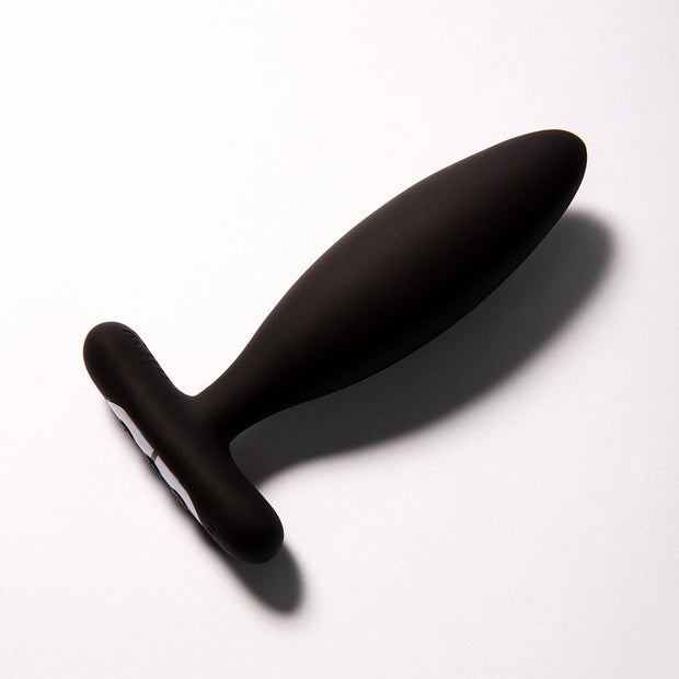 Je Joue Vesta Vibrating Butt Plug Black - Headshop.com