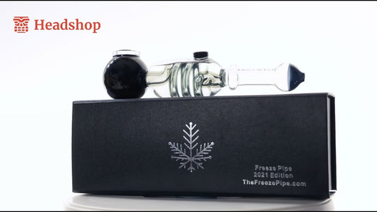 [Video] Relax & Watch the Freeze Glass Pipe in Action