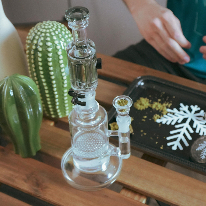 Freeze Pipe Mini Bong - Headshop.com
