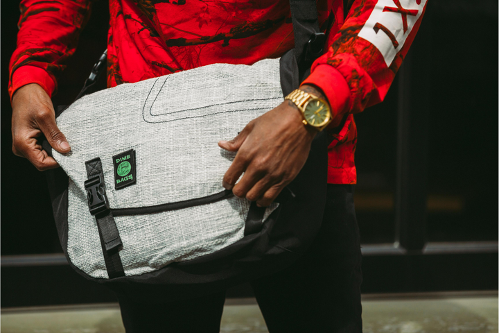 Voyage Messenger - Headshop.com