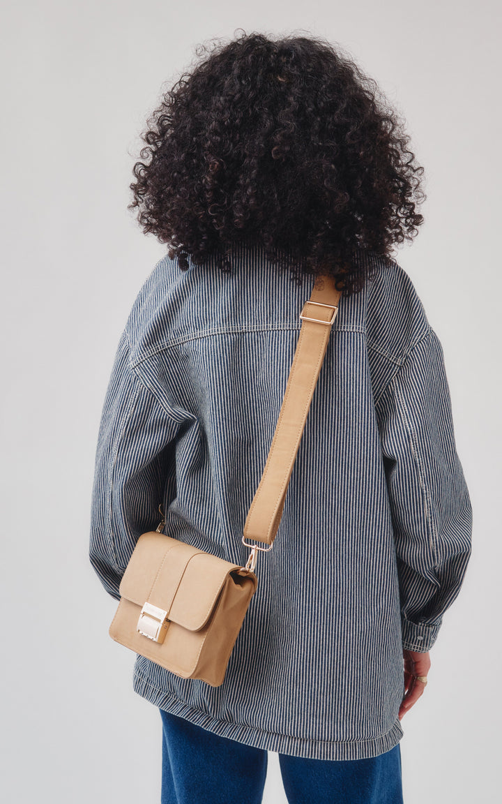 Citizen Hyde Lockable, Odor resistant Crossbody Bag - Headshop.com