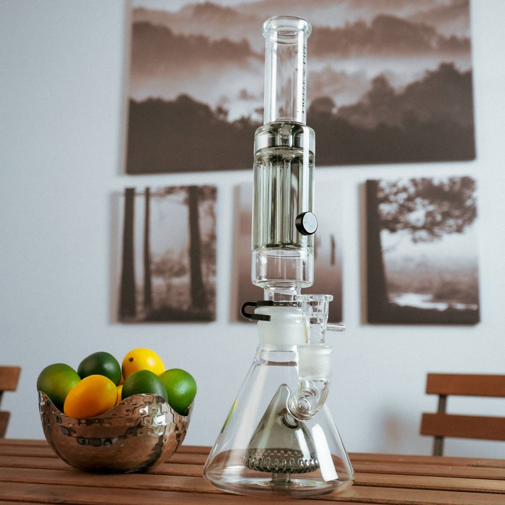 Freeze Pipe Bong XL - Headshop.com