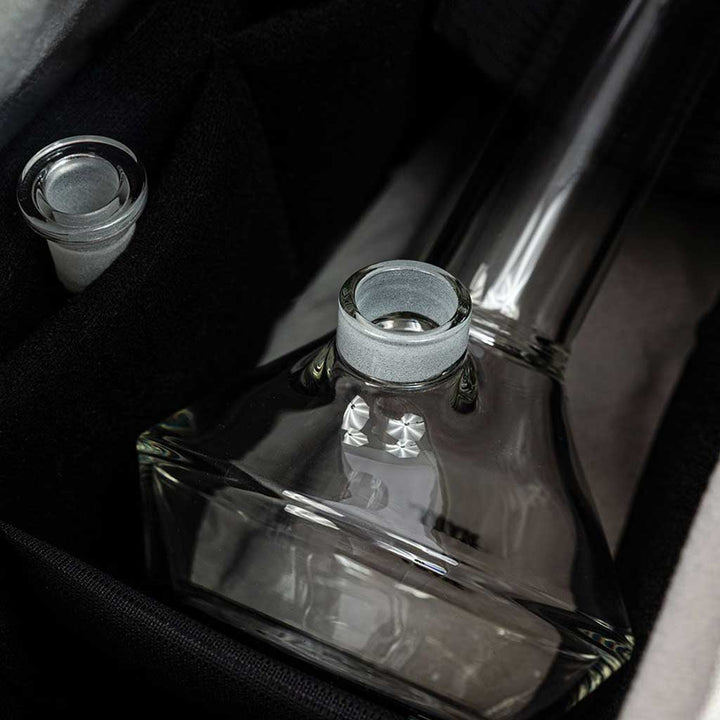 RYOT PRO-DUFFLE CARBON SERIES SMELL-PROOF BAG