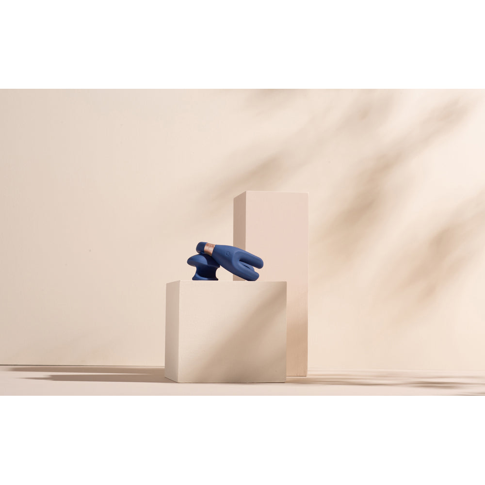 Deia The Wearable Remote-Controlled Stimulator Silicone Blue - Headshop.com