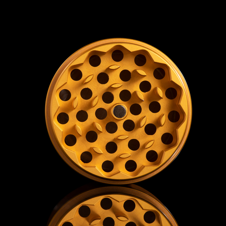 Bluebus Mars Grinder 2.2" Black - Headshop.com