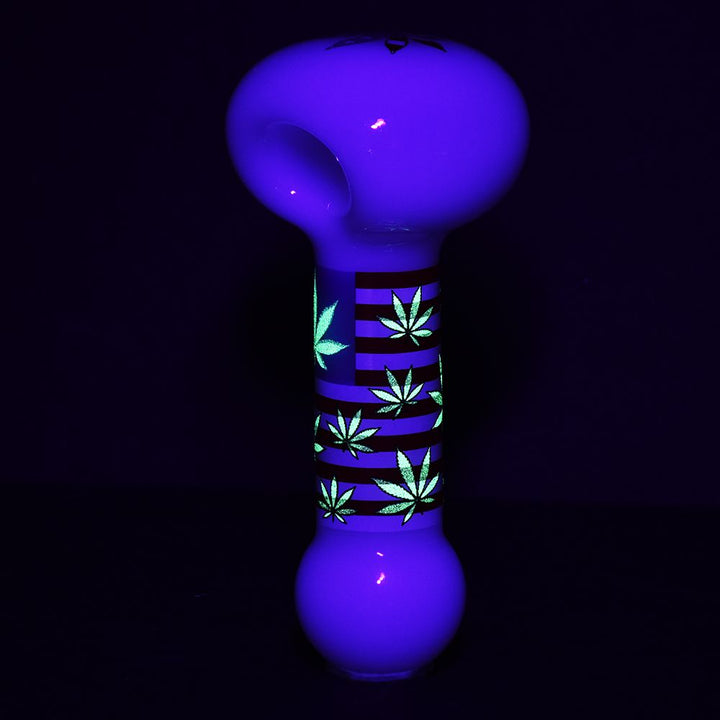 American Hemp Leaf Flag Glow Glass Spoon Pipe - 4"