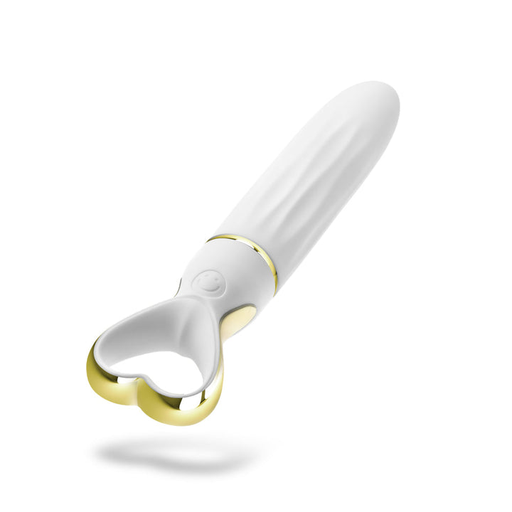 Delice Heartthrob White Bouquet - Headshop.com