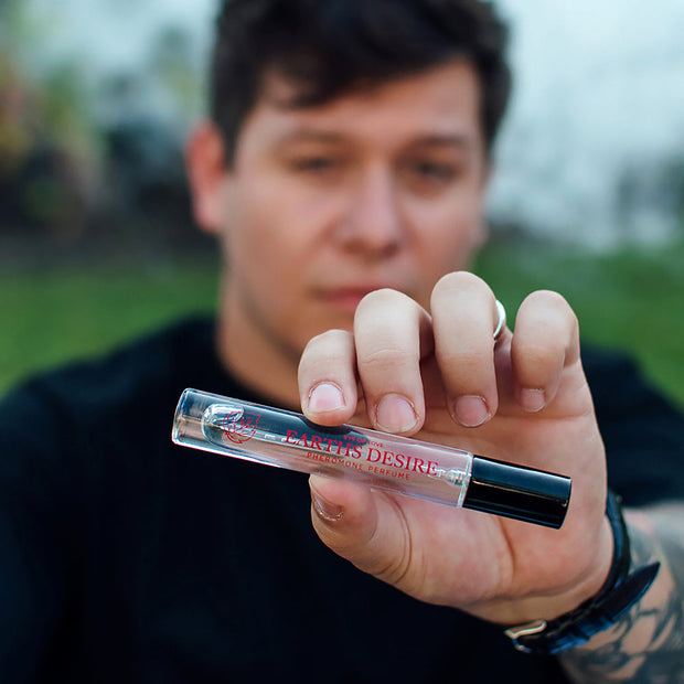 Eye of Love Bloom Attract Her Pheromone Parfum Earth's Desire - Headshop.com
