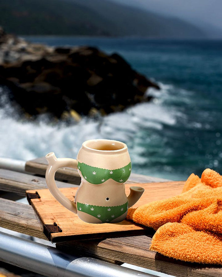 green bikini mug - Headshop.com