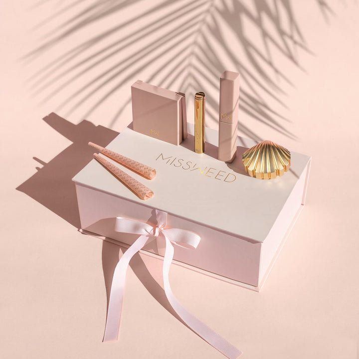 Miss Weed Jet Setter  Travel Kit - Headshop.com