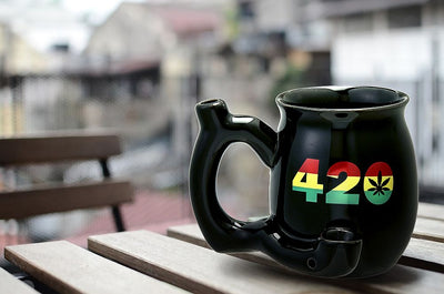 420 Mug - Black Mug with Rasta Colors - Headshop.com