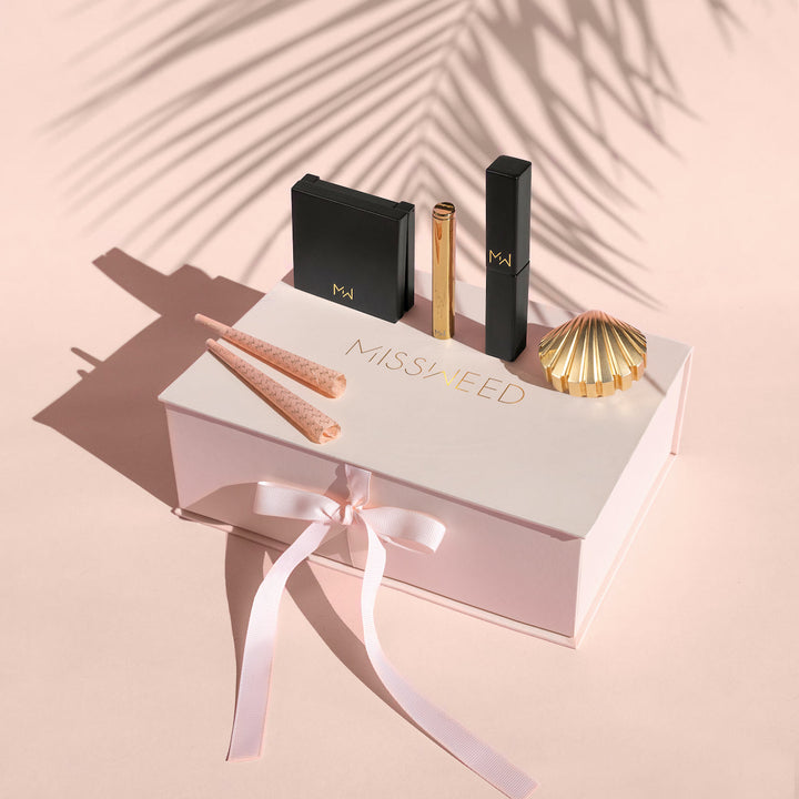Miss Weed Jet Setter  Travel Kit - Headshop.com